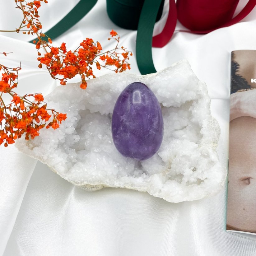 Křišťálová geoda vhodná pro nabíjení Yoni egg, 332 g