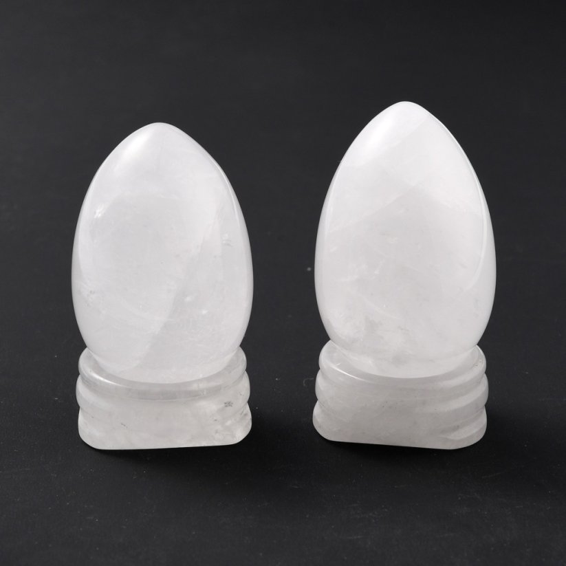 Yoni Egg z křišťálu bez dírky, velikost M, s podstavcem
